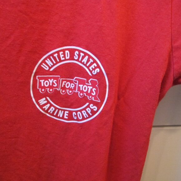 Sitewide Sale    T shirt Red Toys for Tots Size Large - Picture 2 of 4